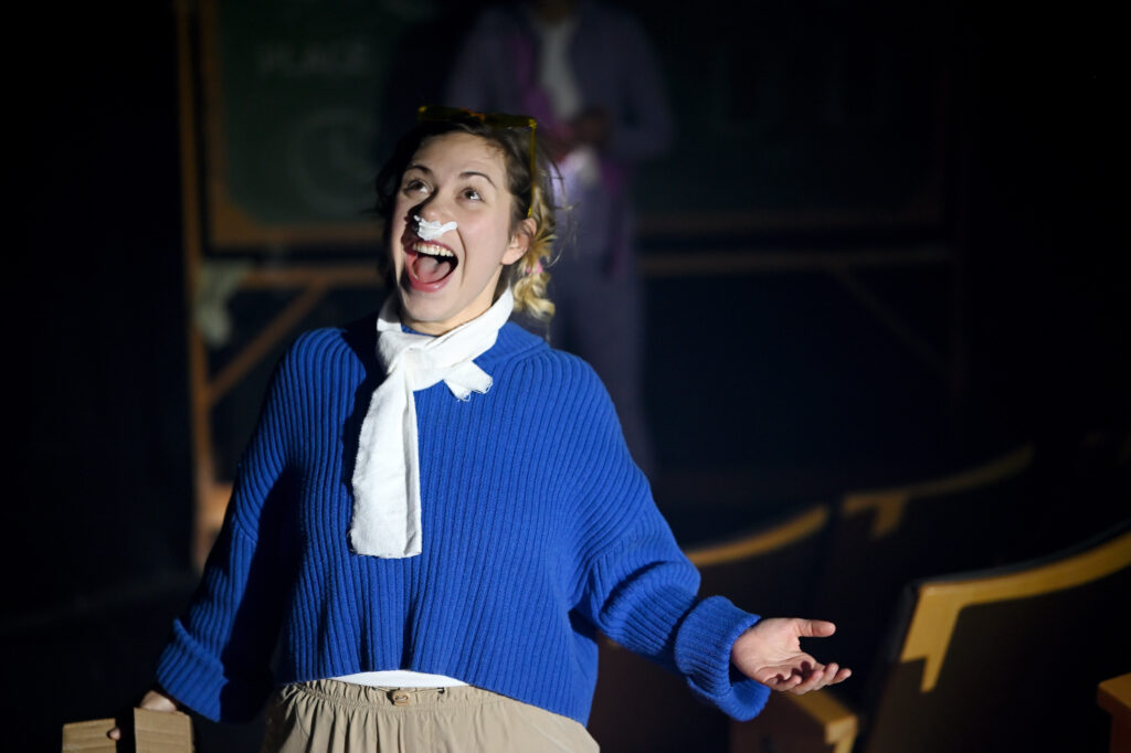 En attendant la cloche spectacle pour les 8 à 12 ans Maison Théâtre Saison 2025-2026