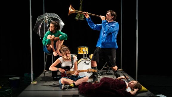 Refaire la Marguerite | Une production de l'Eau du bain | pour les jeunes de 7 à 12 ans | du 30 mars au 4 avril 2027 | Maison Théâtre